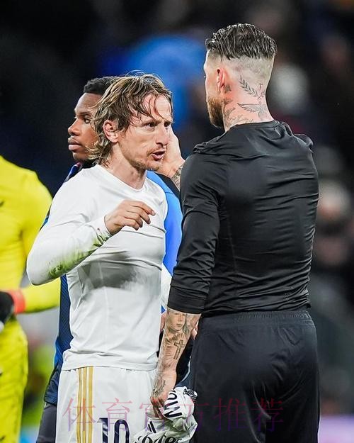 重返伯纳乌!阿斯:皇马准备为拉莫斯举办致敬仪式 重返伯纳乌!阿斯:皇马准备为拉莫斯举办致敬仪式